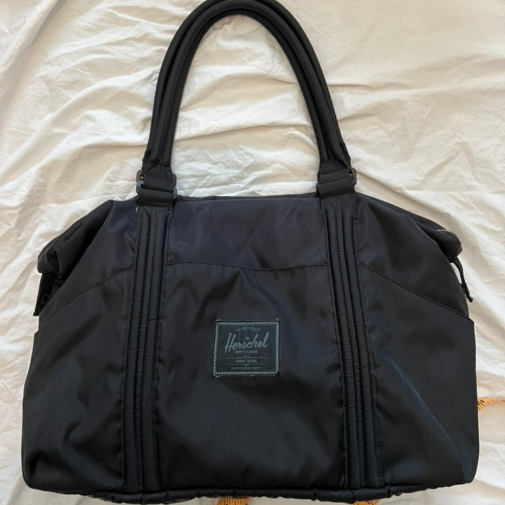 Herschel Supply Co Weekend Duffle Bag Black On Black